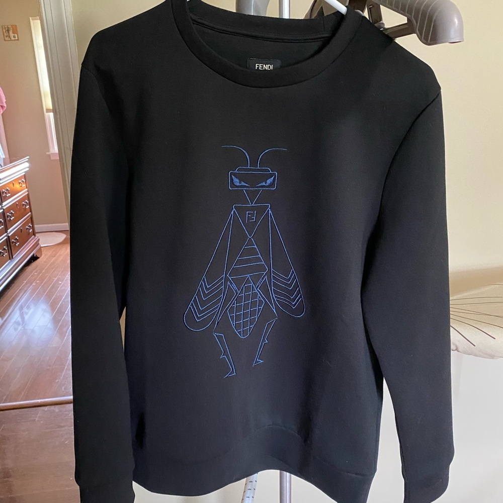 Authentic Men’s black Fendi sweatshirt medium